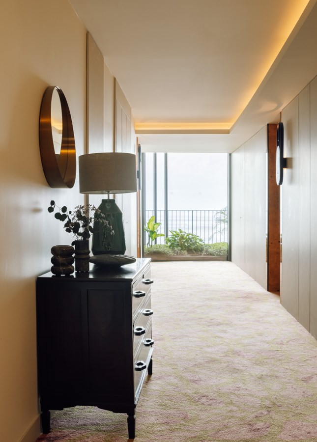 Enjoy true luxury for up to 8 guests Enjoy true luxury for up to 8 guests