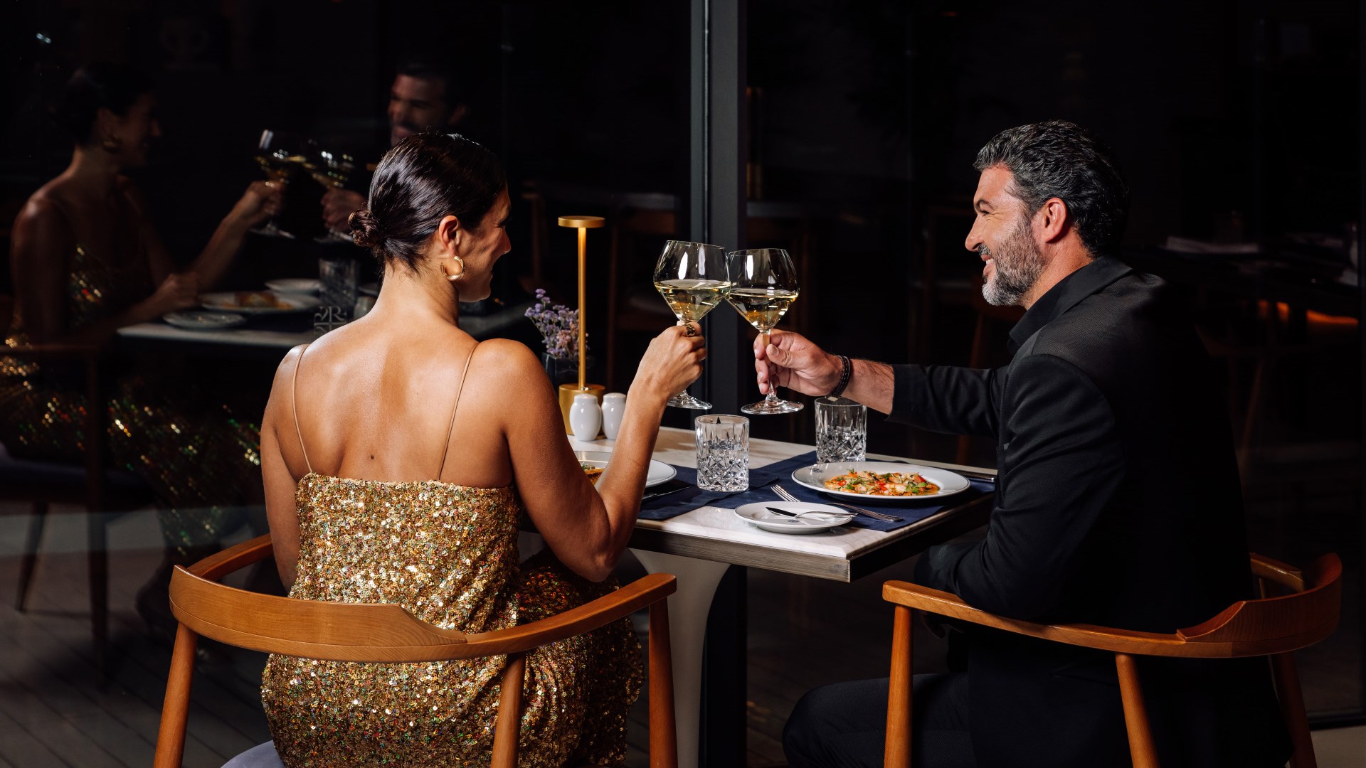 The-Reserve-Experiences-Luxury-Romantic-Dinner-1.jpg