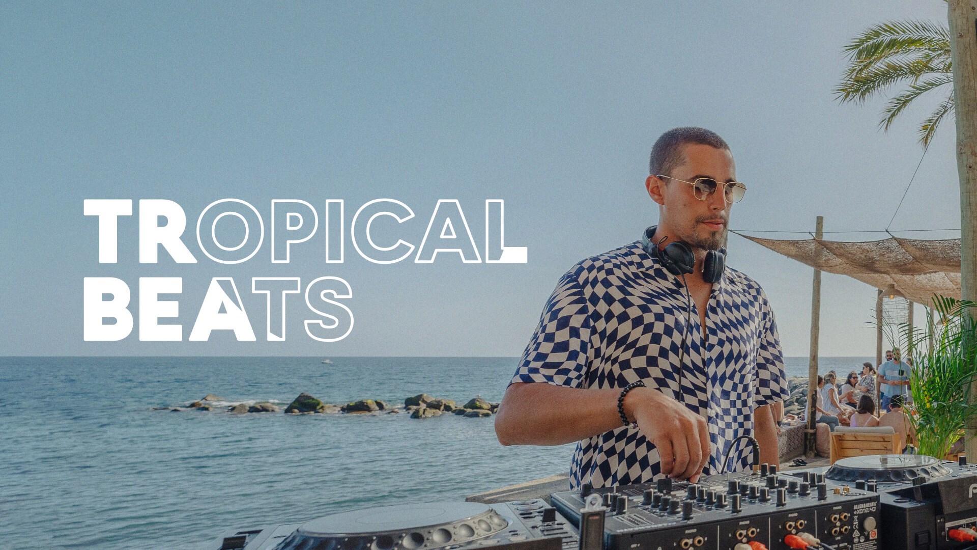 Tropical-Beats-Calhau-Beach-Club.jpg